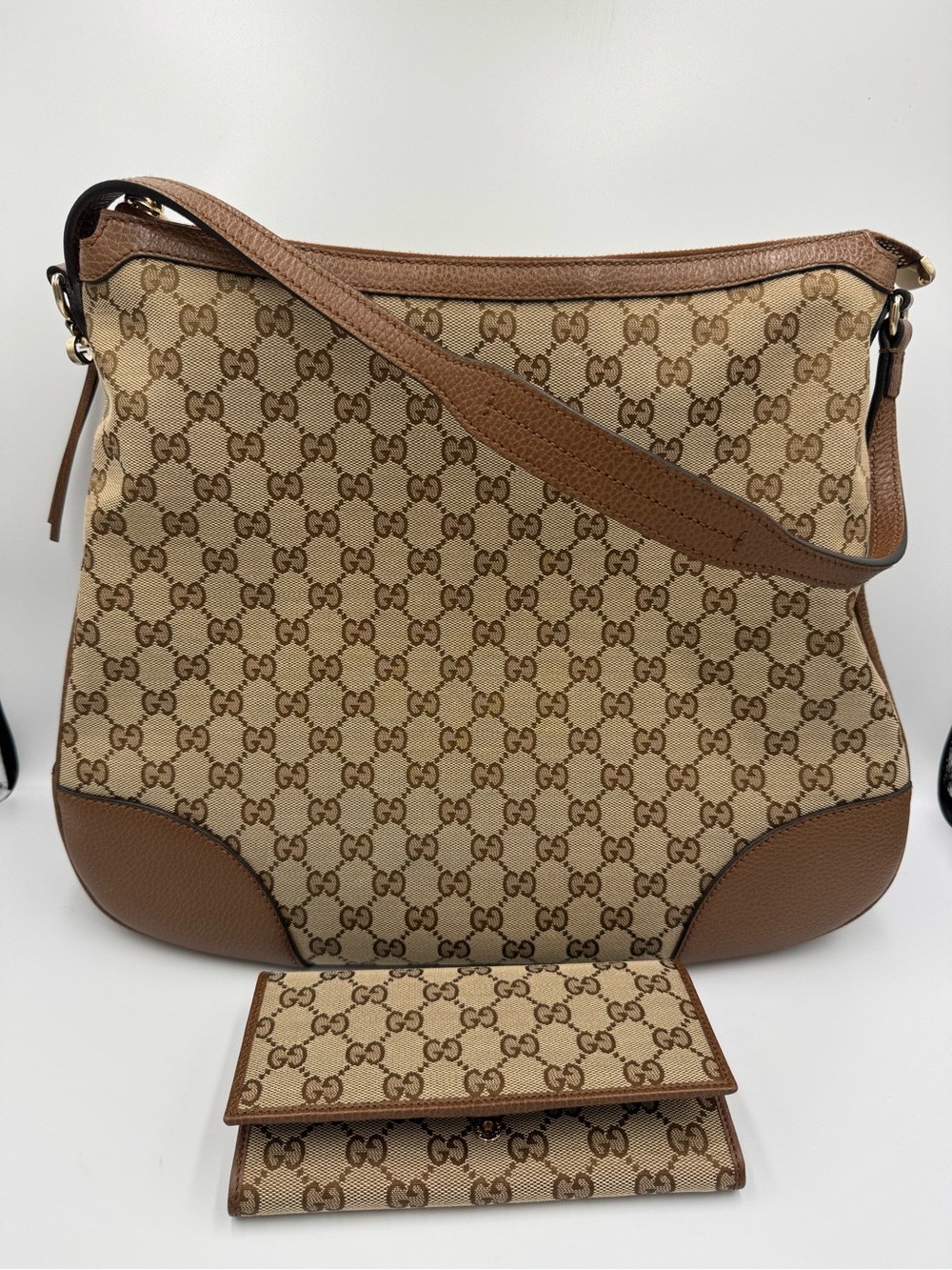 Gucci Original GG Canvas Shoulder Bag & Matching Wallet Set - Picture 3 of 17